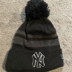 Black NY Yankees Beanie